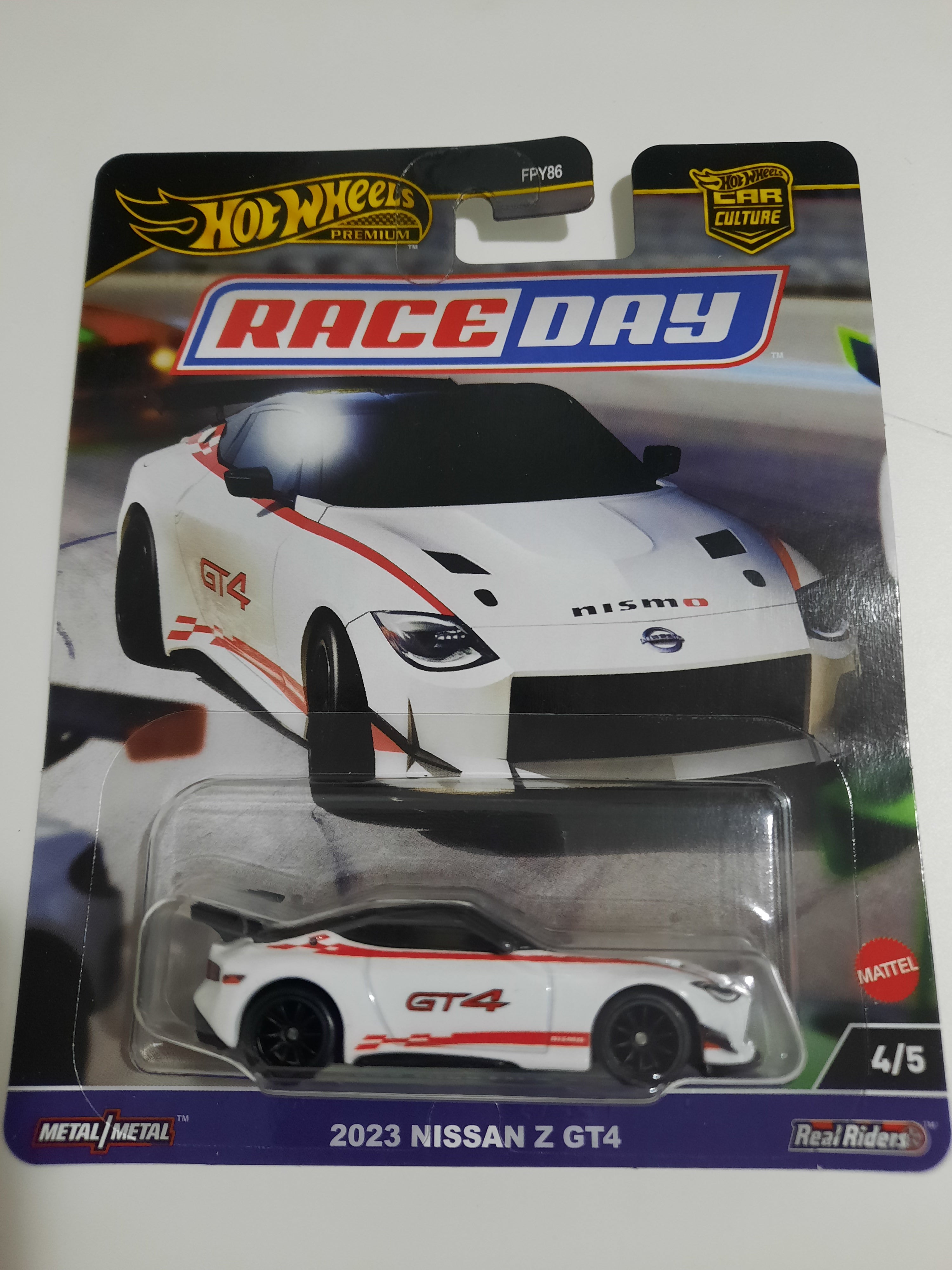 Race Day 2023 Nissan Z GT4 4/5 Hot Wheels Premium 2024